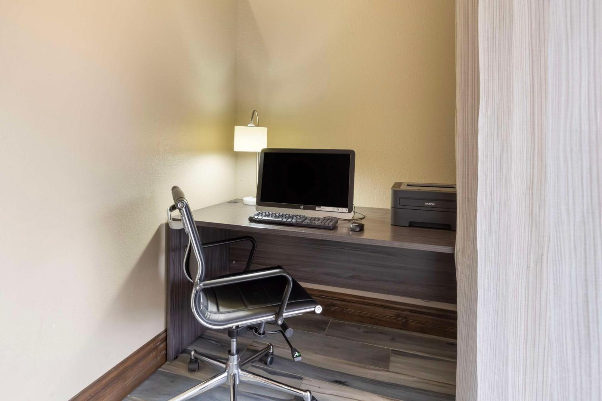 Best Western Near Lackland Afb Seaworld San Antonio Bagian luar foto