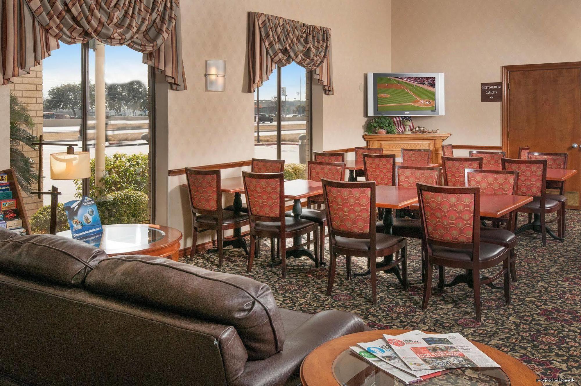 Best Western Near Lackland Afb Seaworld San Antonio Restoran foto